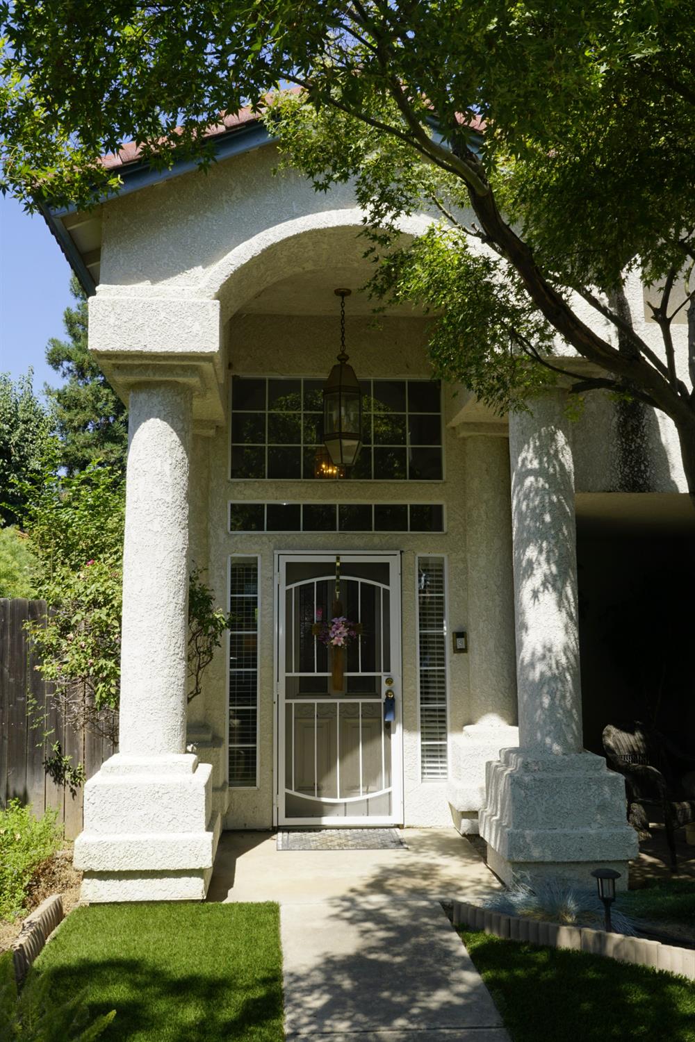 742 N Marion Ave, Clovis, CA 93611