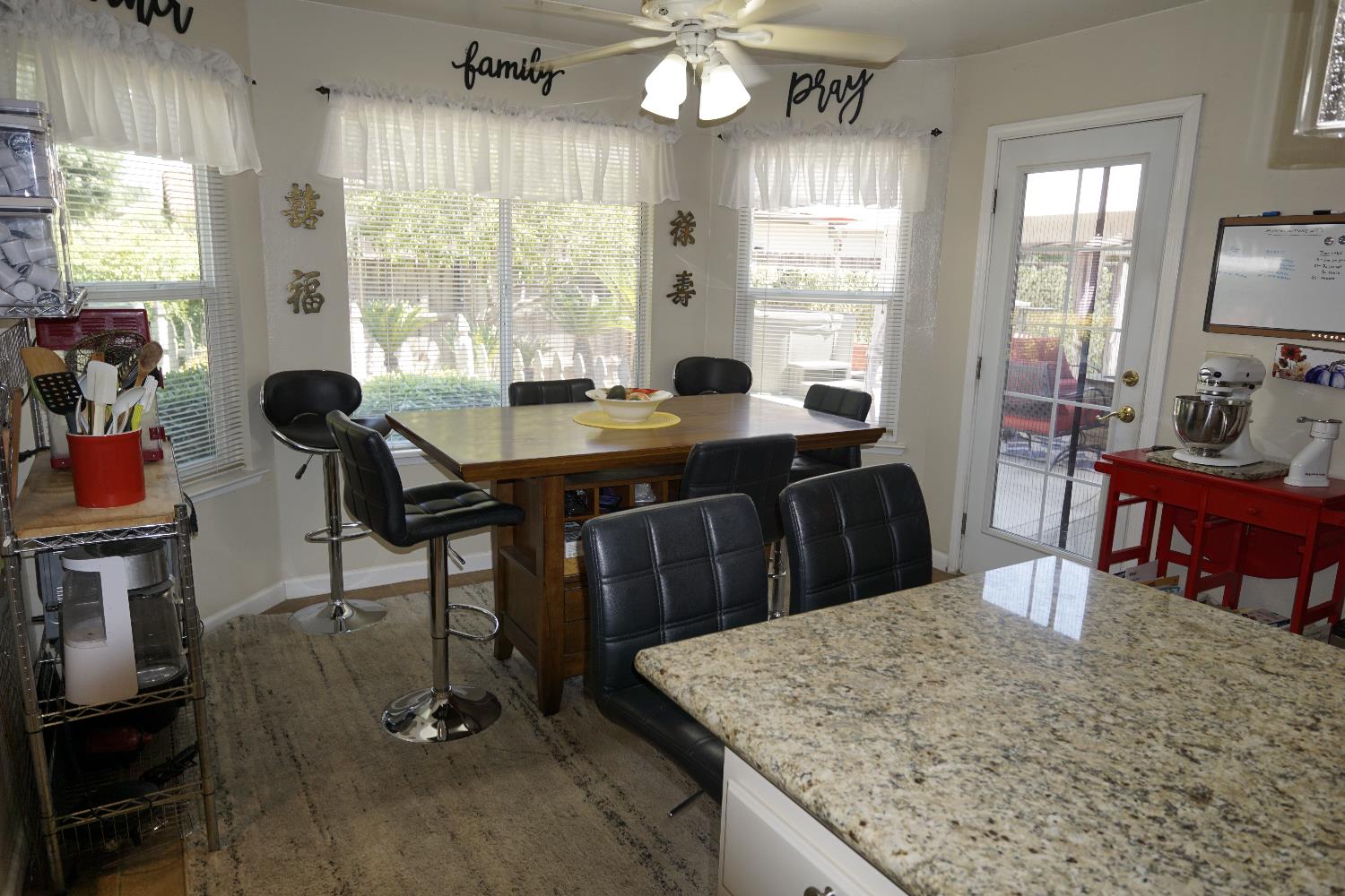 742 N Marion Ave, Clovis, CA 93611