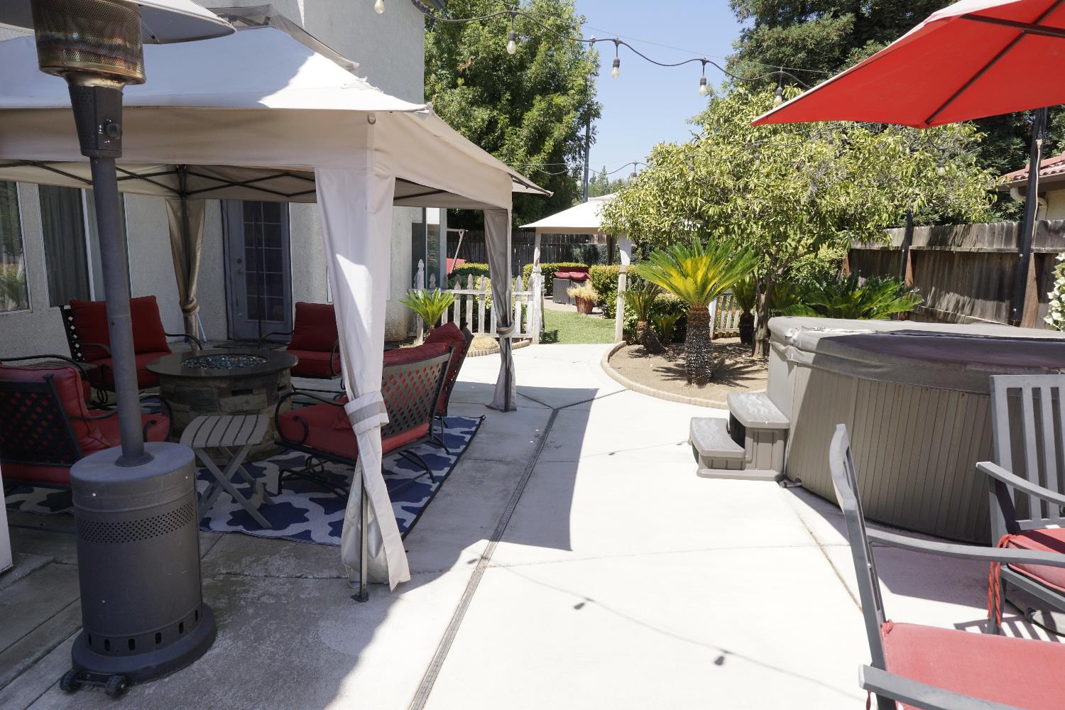 742 N Marion Ave, Clovis, CA 93611