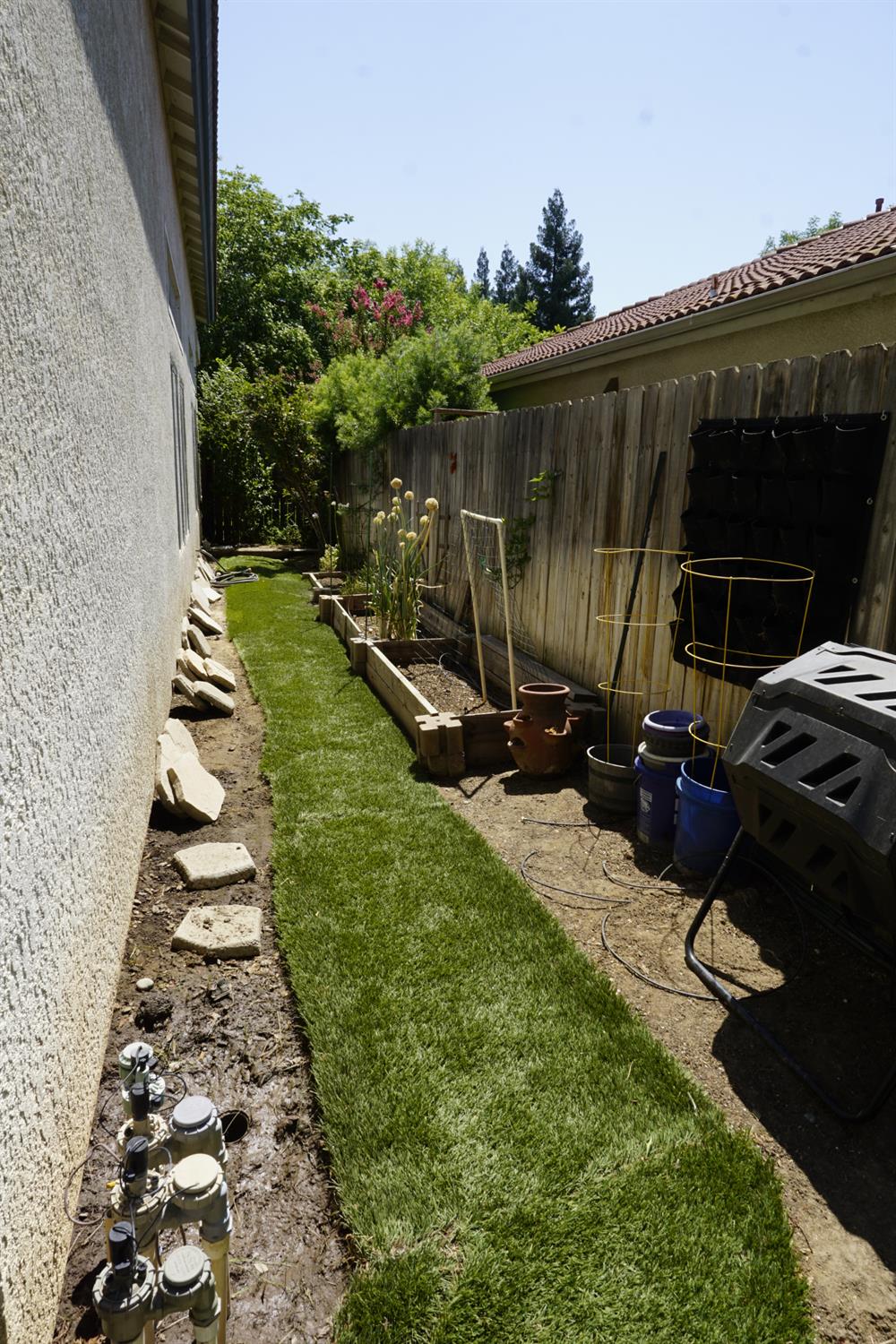 742 N Marion Ave, Clovis, CA 93611