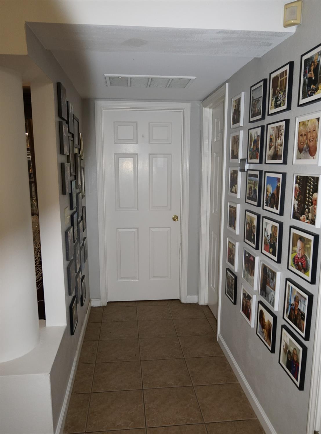 742 N Marion Ave, Clovis, CA 93611