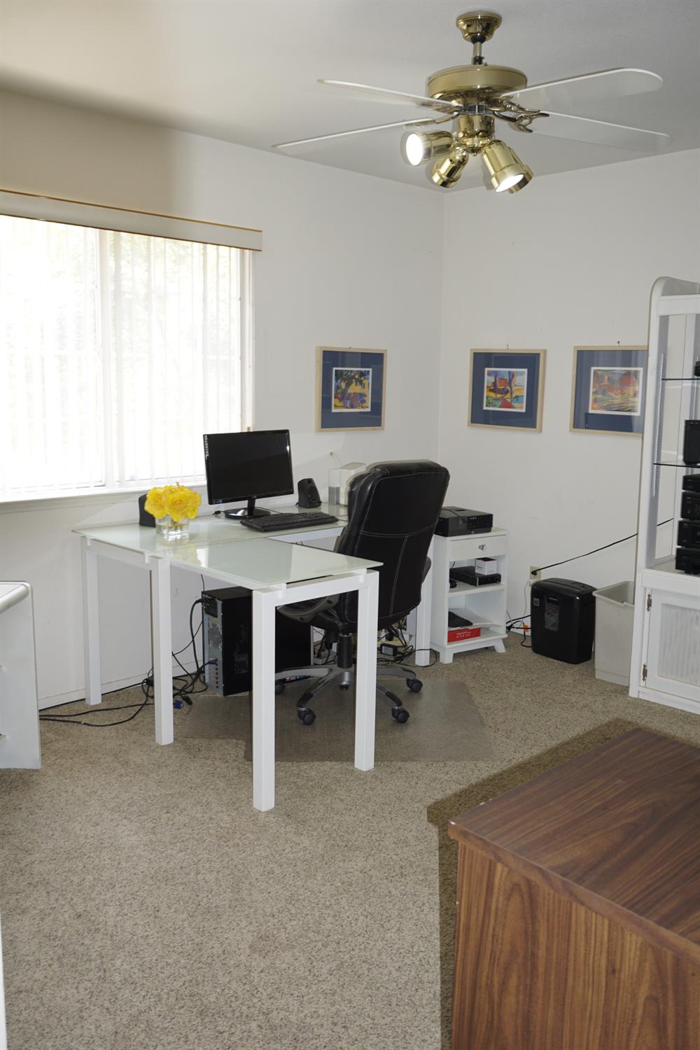 742 N Marion Ave, Clovis, CA 93611
