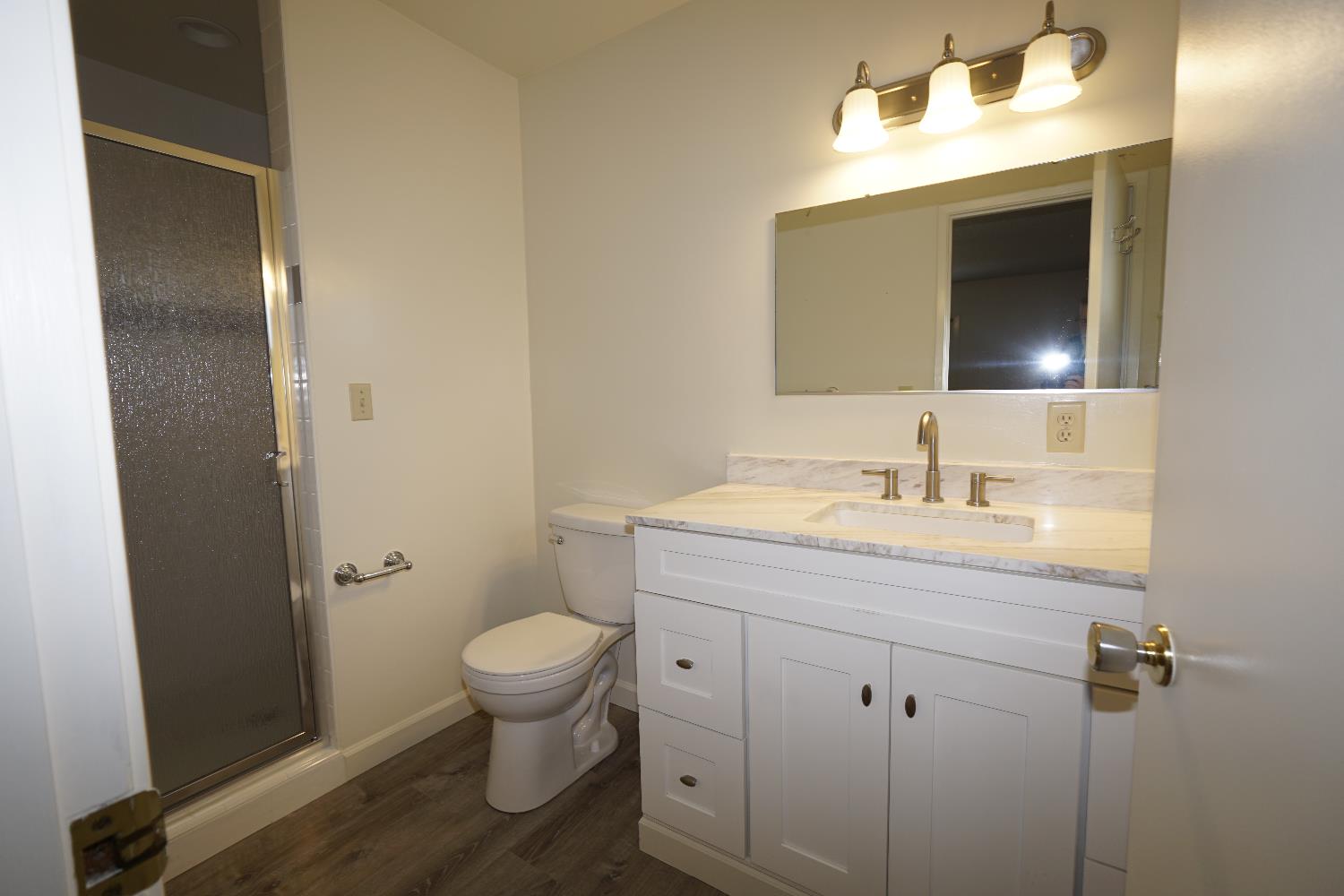 6016 N Nantucket Ave, Fresno, CA 93704