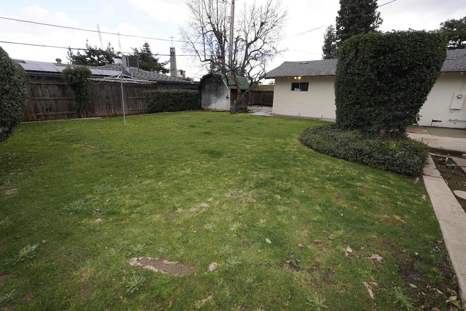 6016 N Nantucket Ave, Fresno, CA 93704