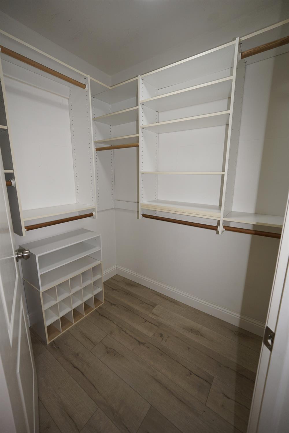 5919 W Chennault Ave, Fresno, CA 93722