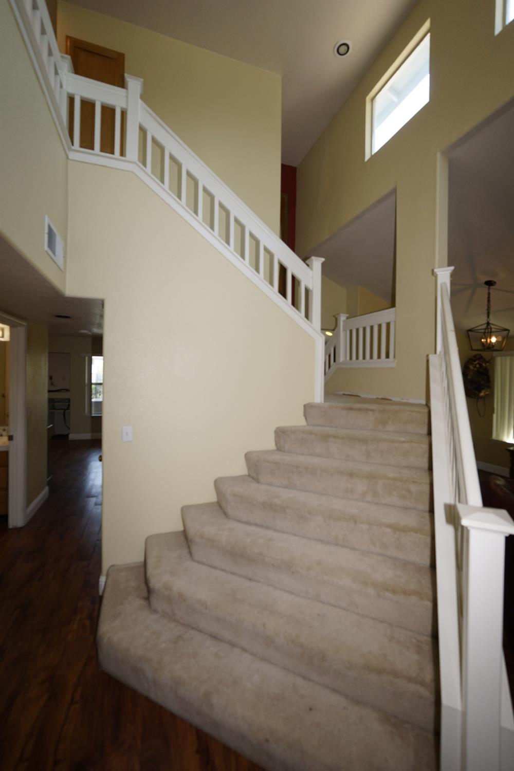2741 Fremont Ave, Clovis, CA 93611